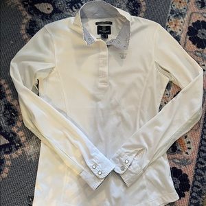 Women’s show shirt XS